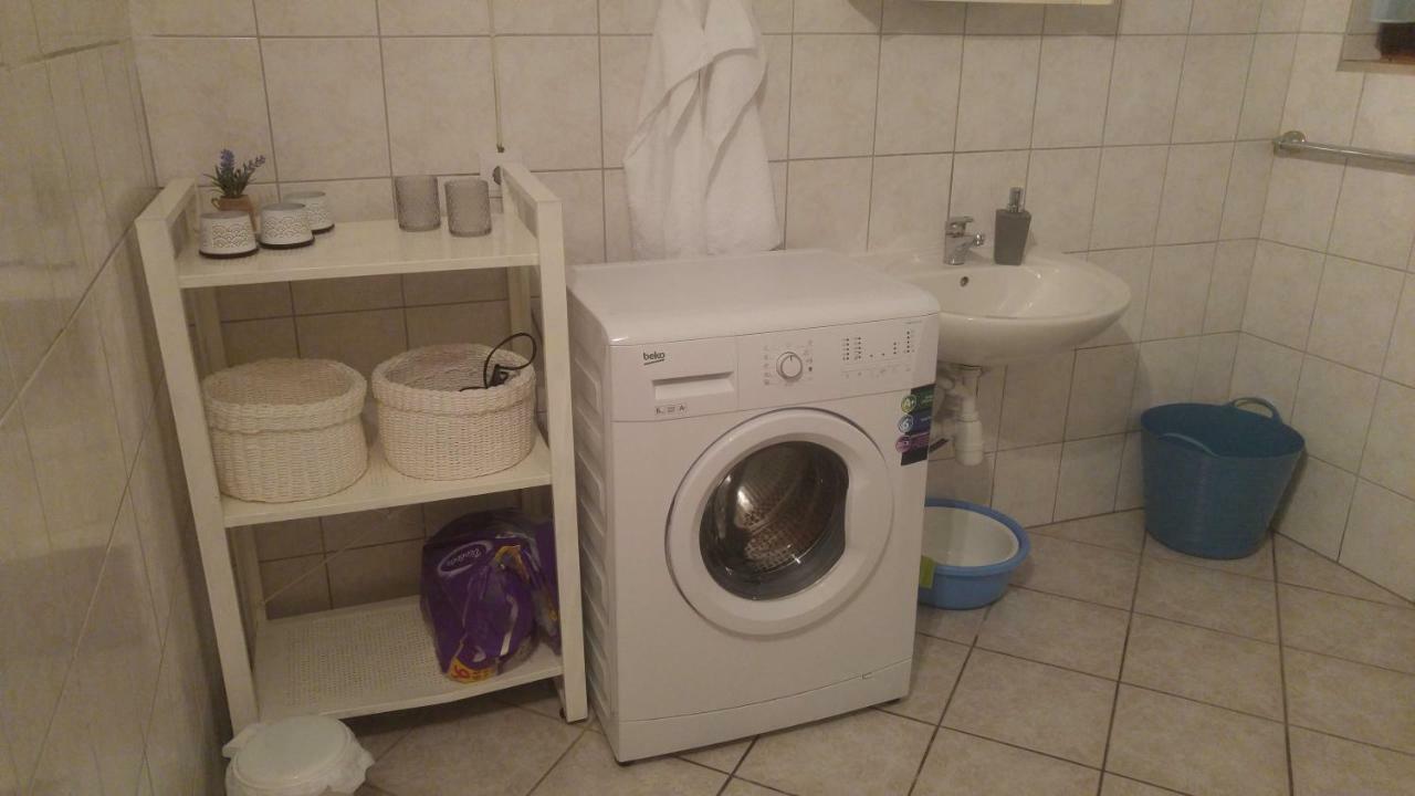 Vera Apartment 1 罗戈兹尼察 外观 照片
